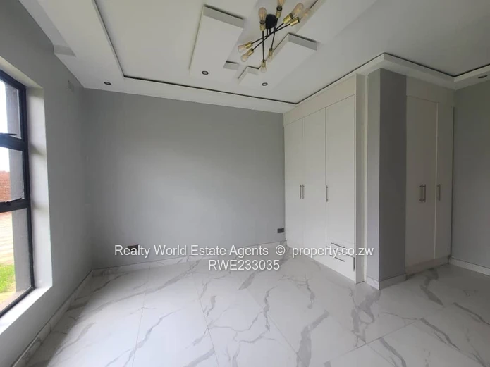 For Sale: Elegant 5-Bedroom Home with Cottage & Pool – Mt Pleasant Heights