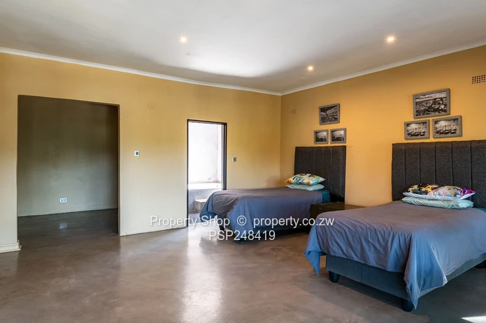 5 Bedroom House for Sale in Borrowdale (Sole Mandate)
