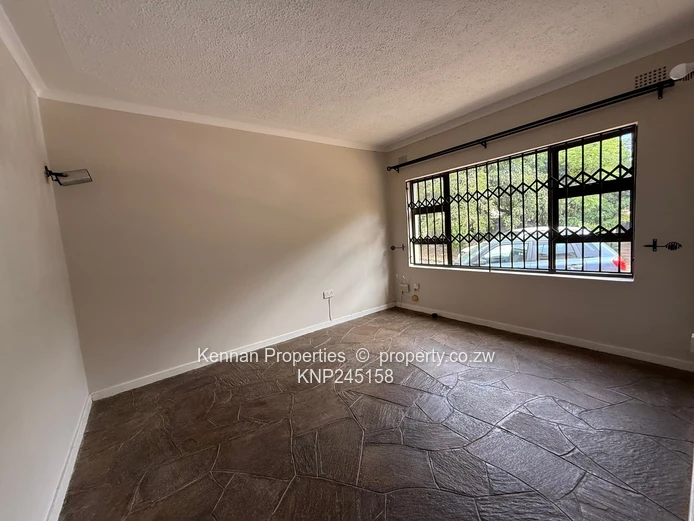 Spacious family home with attached 3 bedroom cottage