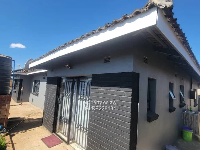 Stunning House for sale Madokero