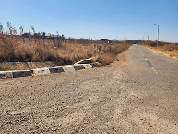 Stands & Residential Land
