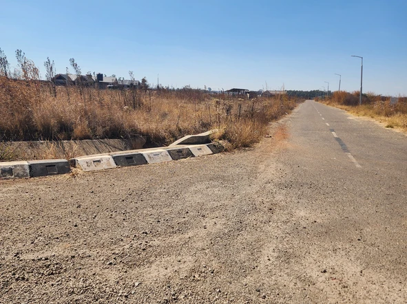 Stands & Residential Land