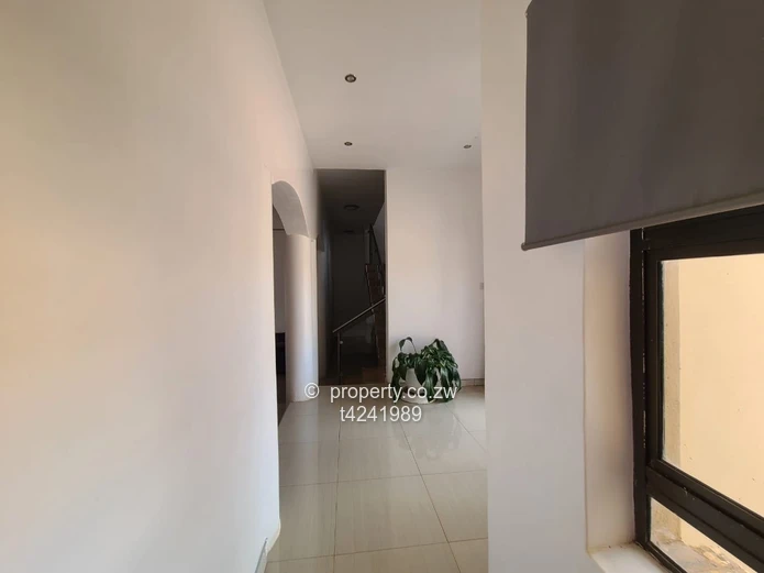 Borrowdale Pomona 7 beds fully furnished house to rent.