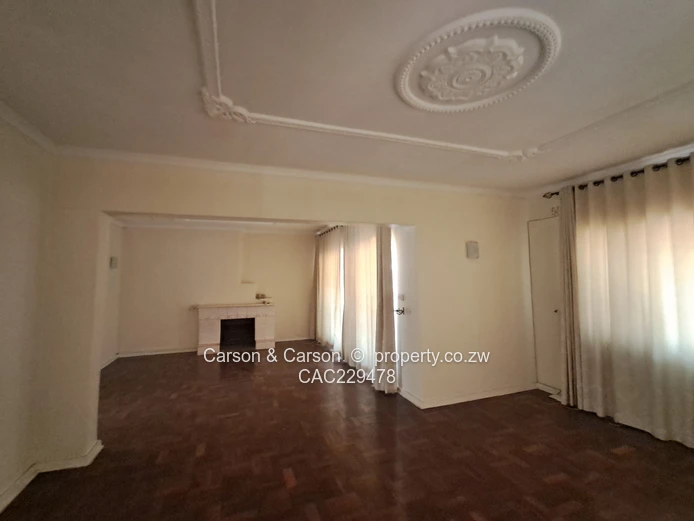 Exclusive Double-Storey Residence on One Acre – Greendale North