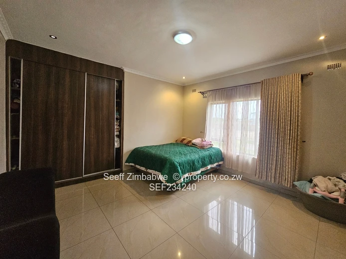Executive 5-Bedroom House for Rent in Arlington Estate