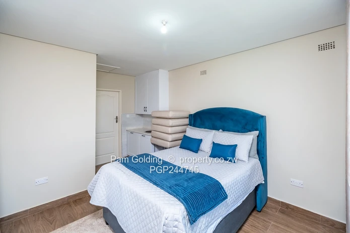 Move In Ready Compact Modern Family Home!!!! (Sole Mandate)