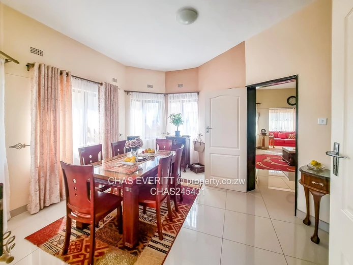 Fully Furnished Six Bedroomed House In Emerald Hill