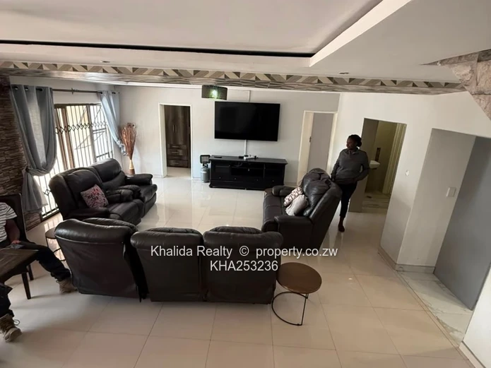 ARLINGTON | Executive 5-Bedrooms 4 en-suites Family Home