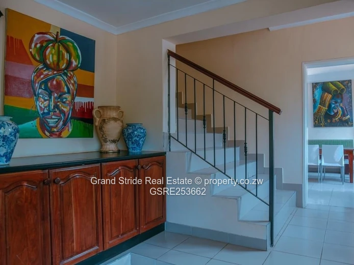 Double Storey Mansion Villa To Let