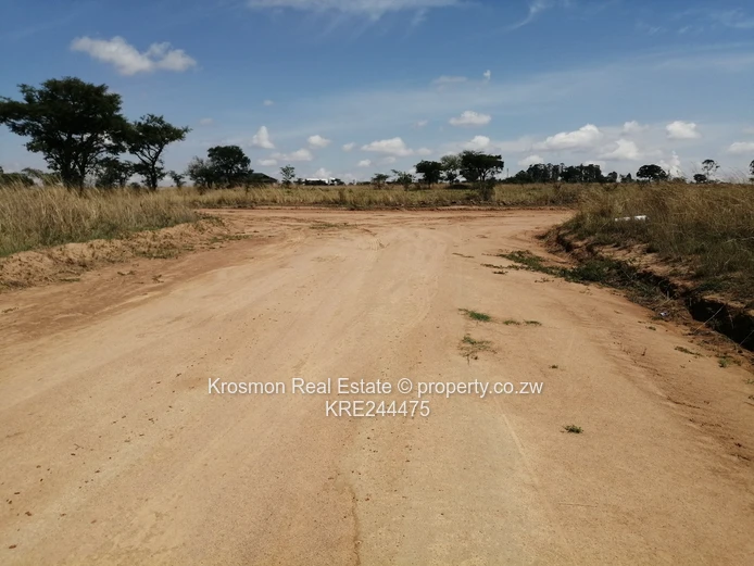 2000 m² Stand on Red-Soil Road in Access-Controlled Marondera (Sole Mandate)