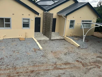 3 Bedroom Flat & Apartment