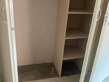 Flat & Apartment