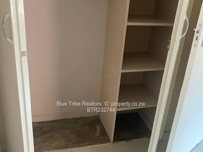 Flat to rent in the CBD 