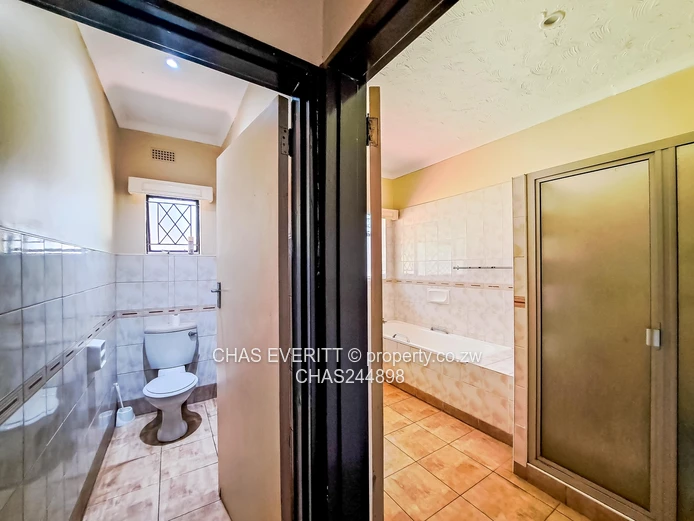 Four Bedroomed House In Greystone Park 