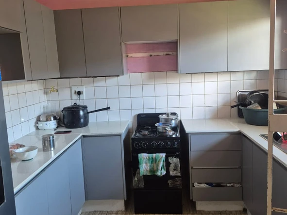 2 Bedroom Flat & Apartment