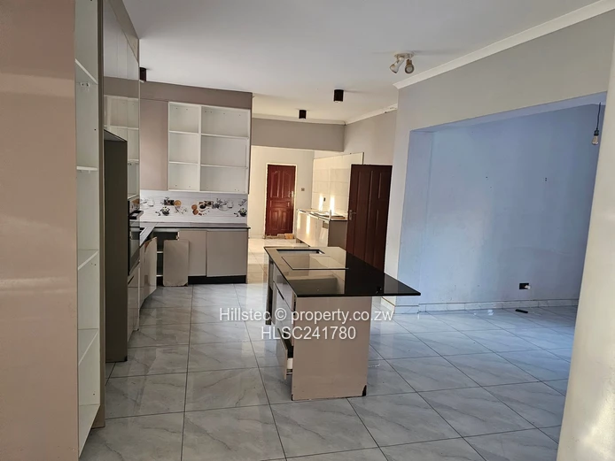 Spacious 4-Bed/4-Bath Arlington Home in Arlington with Borehole