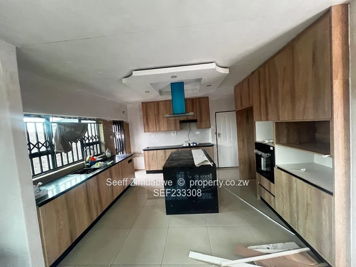 Modern 4-Bedroom Family Home