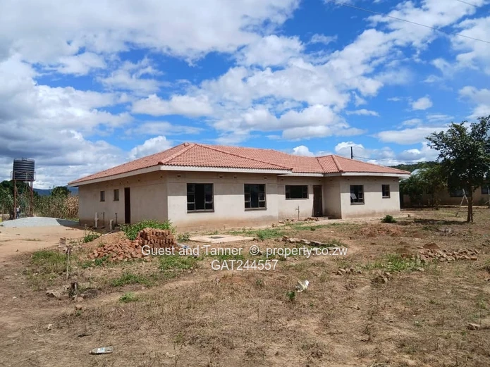 5-Bedroom House For Sale In Golden Heights