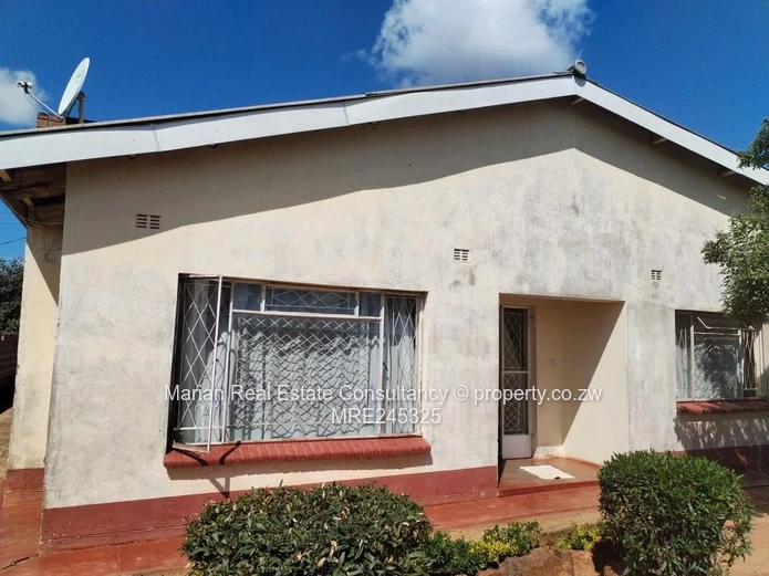 3 Bedroom House, Mahatshula For Sale
