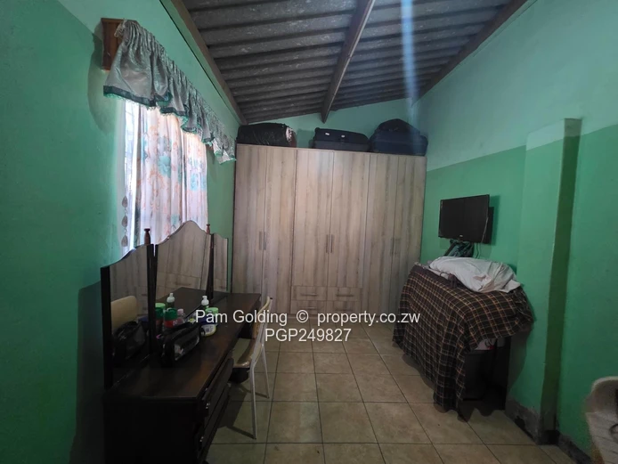 House For Sale In Cowdray Park
