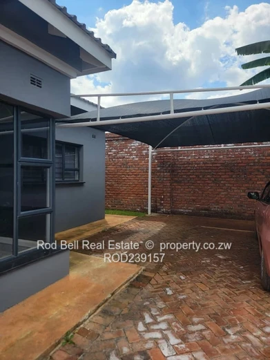 Bright 2-Bed, 2-Bath Townhouse w/ Garden & Parking — Mandara