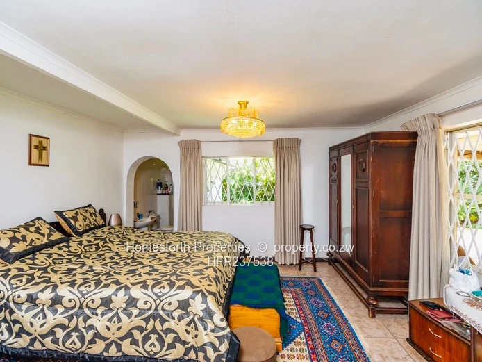 Lake Chivero: Kuimba Shiri Modern Lake House for Sale