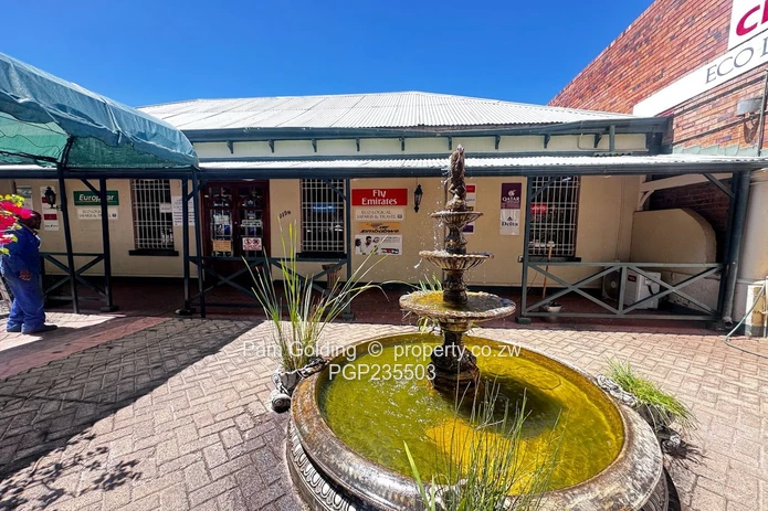 Beautiful Townhouse In A Prime Location