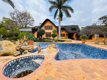 Farm & Agricultural Land