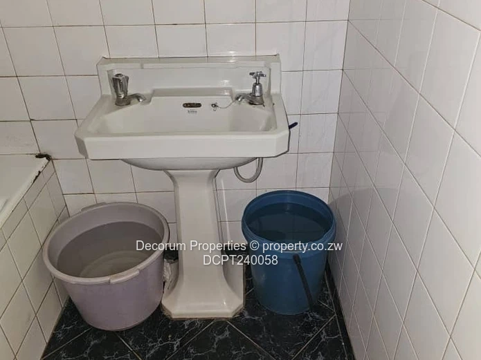 Malbereign 4 beds ,beautiful home