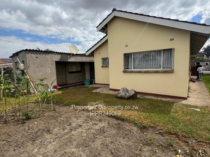Prime Location & Incredible Income Potential in Mainway Meadows!