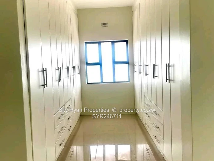 Gletwin Park Double Storey For Sale