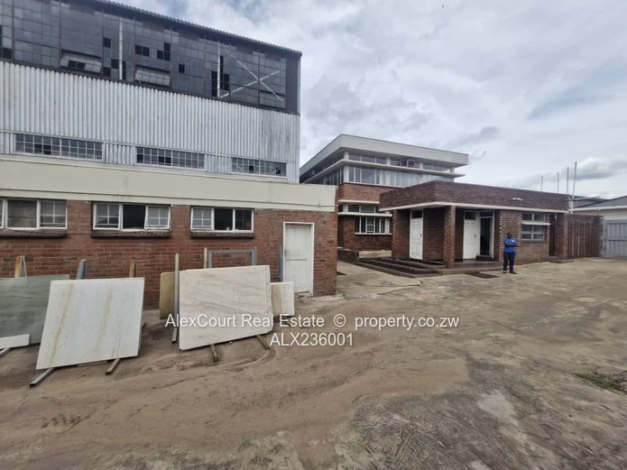 Smart Investment, Premium Location Commercial Property