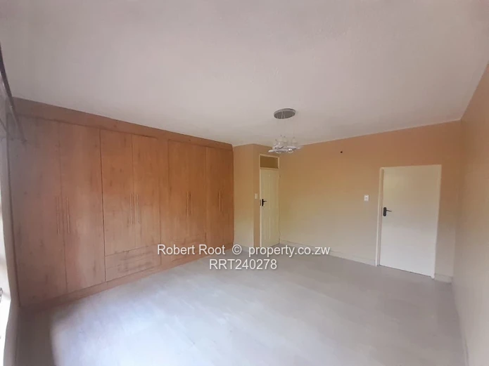 4 Bedroom House to rent in Cranborne.