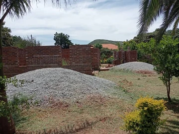 9 Bedroom House