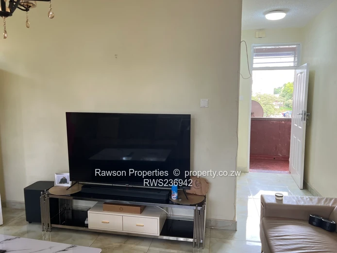 Eastlea  Cozy 2 Bedroom Flat Apartment For Sale (Sole Mandate)