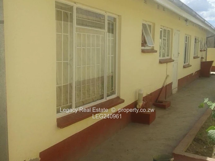 Comfortable Living in a Well-Located Chitungwiza Neighborhood