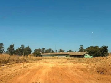 Commercial & Industrial Land