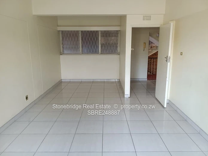 2 Bedroomed Flat in Bulawayo CBD to rent