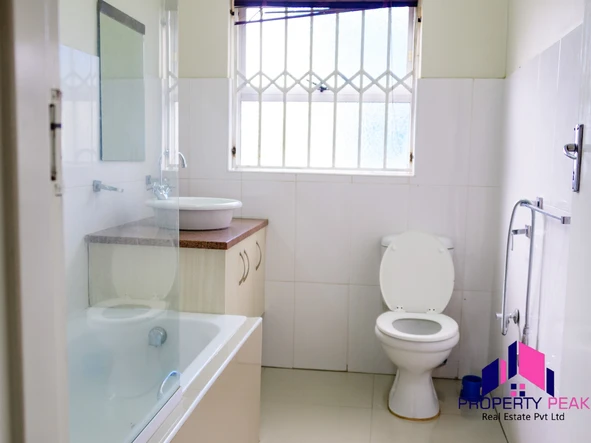 3 Bedroom Garden Flat