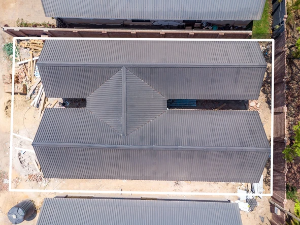 4 Bedroom Flat & Apartment