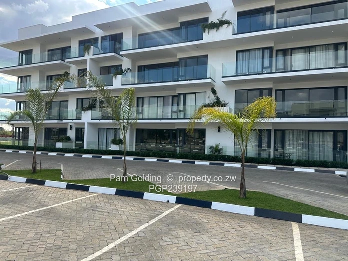 Studio Apartment - Borrowdale West 