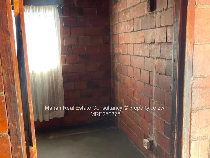 4-Room House, New Magwegwe  For Sale