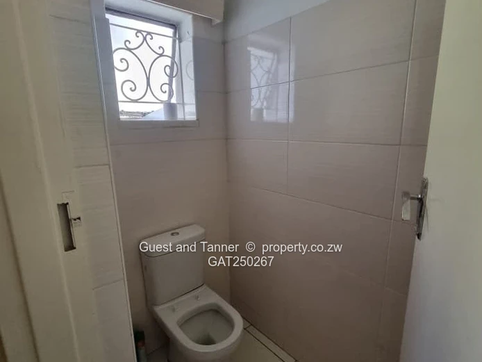 Luxury 4-Bedroom Family Estate on 1 Acre with Tennis Court & Pool | Hillside, Bulawayo