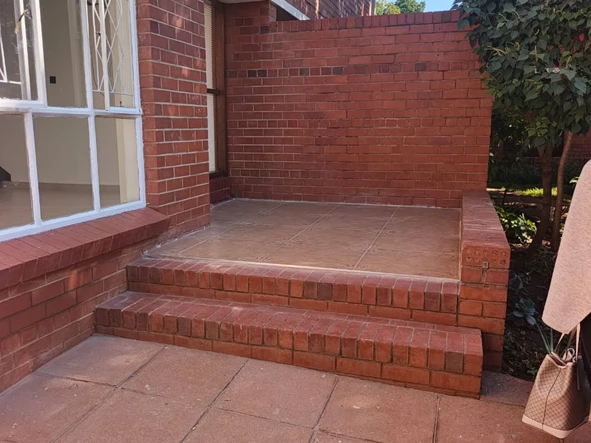 2 Bedroom Garden Flat