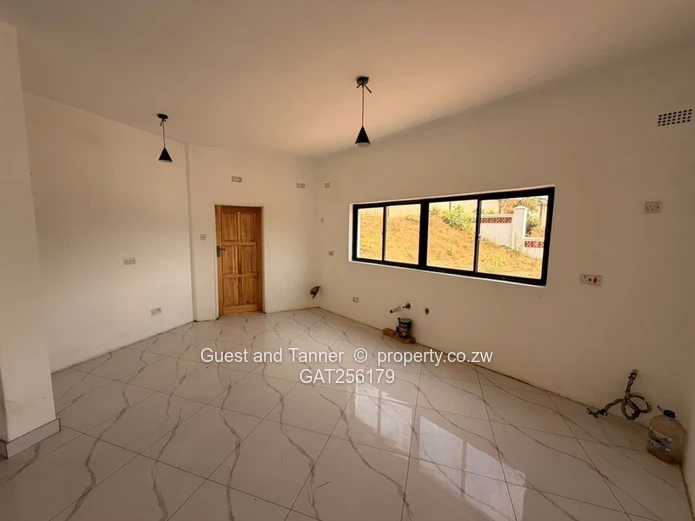 HELENSVALE 14,169m² DEVELOPMENT OPPORTUNITY | USD $2.2M