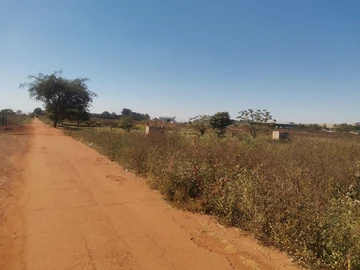 Commercial & Industrial Land