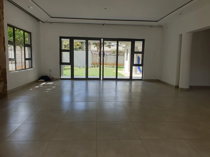 Borrowdale kambanji house to rent 