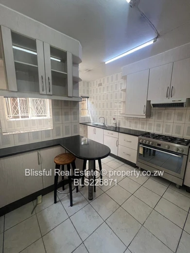 Modern 3-Bedroom Furnished Duplex Flat for Rent – Avenues