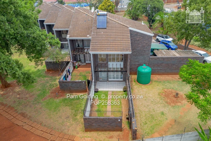 2 Bedroom Duplex Flat, Corner King George & Aberdeen