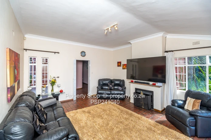 Opulent Property with Location